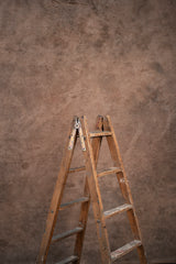 8120 Brown Mid Text L