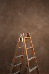 8127 Brown Mid Text M