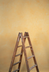8157 Ochre Mid Text M