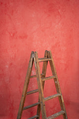 8351 Red Mid Text ST