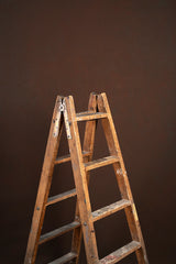 8354 Brown Red Low Text ST