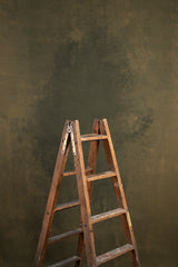 8457 Ochre Green Mid Text L