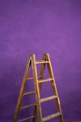 8502 Violet Mid Text M
