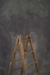 8553 Greenish Grey Strong Text ST