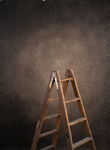 8565 Warm Grey Distressed Text L