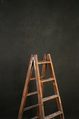 8580 Olive Green Distressed M