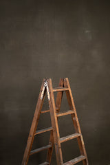 8581 Olive Green Distressed Text M