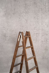 8617 Light Gray Mid Text L