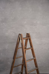 8625 Light Gray Mid Text L