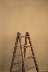 8756 Ochre Low Text M