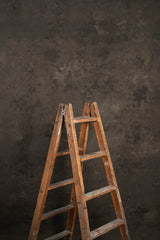 8766 Warm Grey Mid Text ST