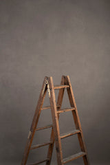 9235 Grey Low Text L