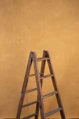 9409 Ochre Low Text M