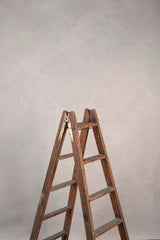 9502 Light Grey Low Text M