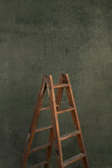 9748 Green Mid Text M