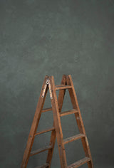 9906 Green Grey Mid Text M