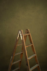9992 Olive Green Mid Text L