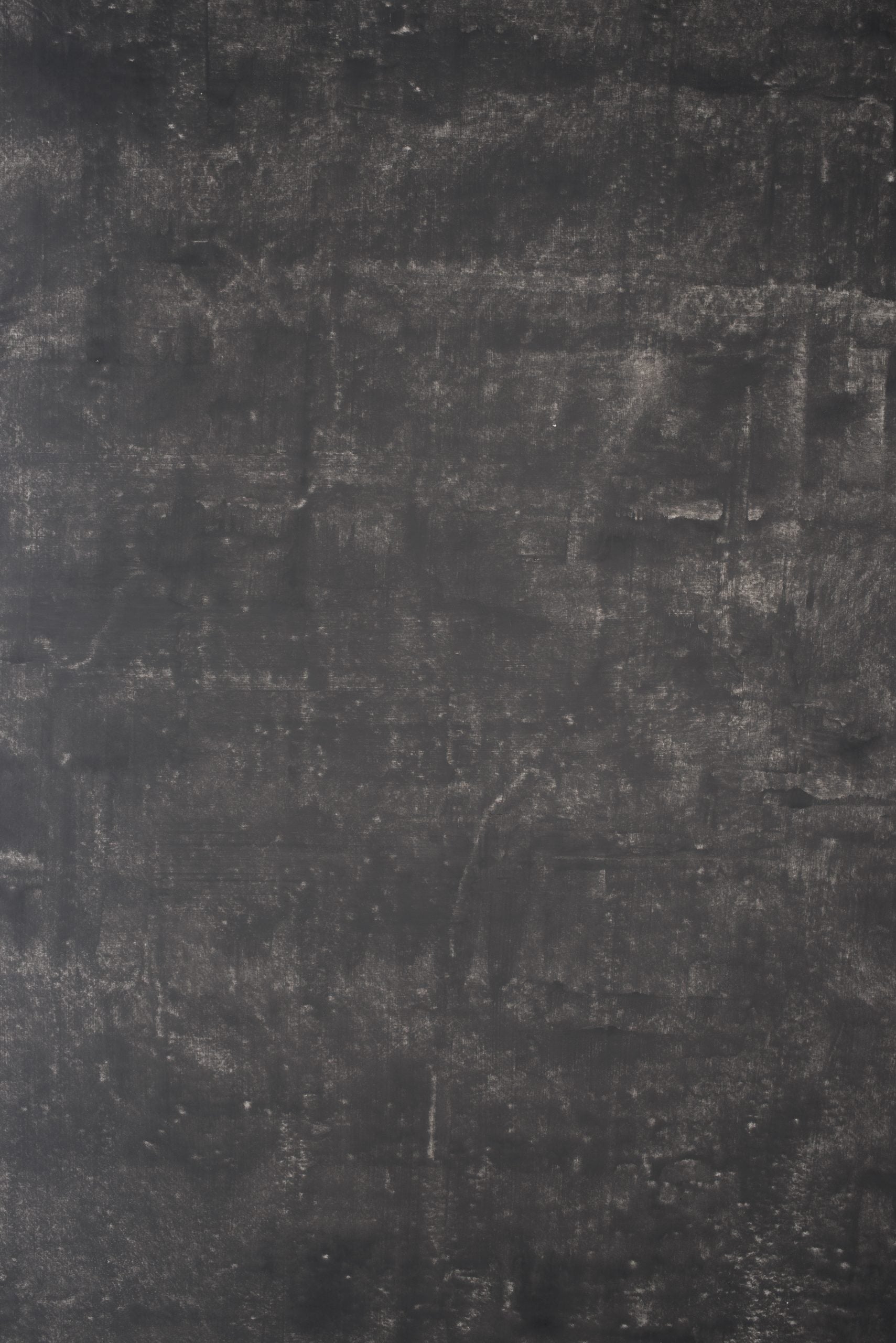 Mid Grey Distressed Text L