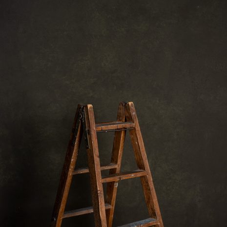 5260-Olive-Green-Grey-Mid-Text-La.jpg