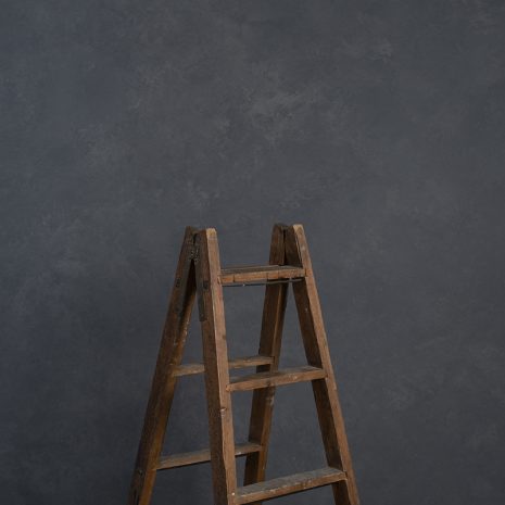 5906-Cold-Grey-Mid-Text-La.jpg