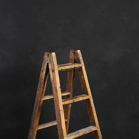 6024-Dark-Grey-Mid-Text-STa.jpg