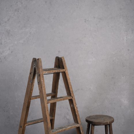 631-Light-Grey-Mid-Text-La.jpg