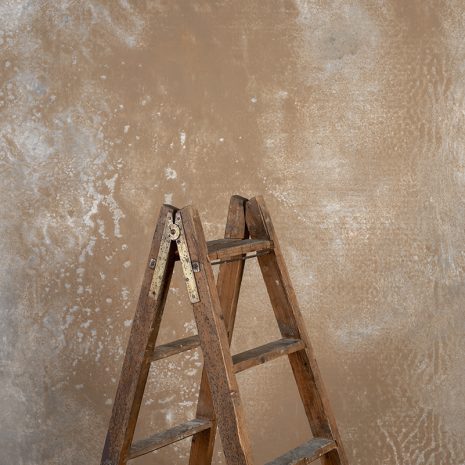 6597-Cold-Grey-Ochre-Mid-Text-La.jpg