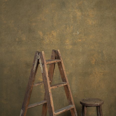 797-Green-Ochre-Mid-Text-La.jpg