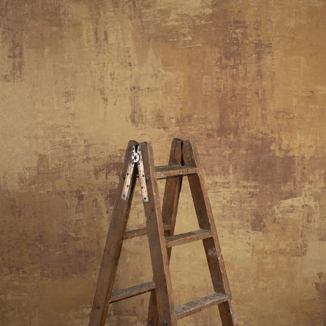 8616-Ochre-MId-Text-La.jpg