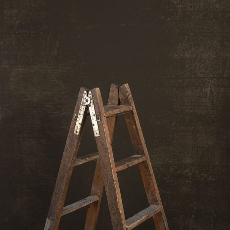 10068 Warm Grey Distressed Text STa