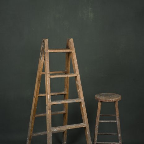1084 Dark Green Mid Text XLa