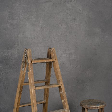 1096 Grey MId Text L+a