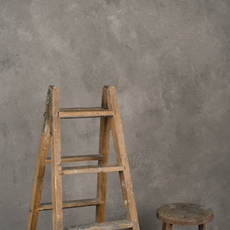 1107 Grey Mid Text L+a