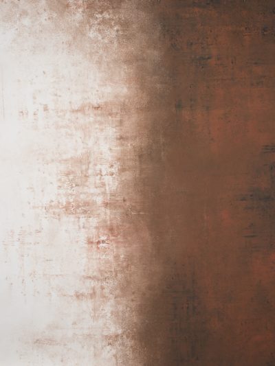 1176 Brown Red Strong Text L+