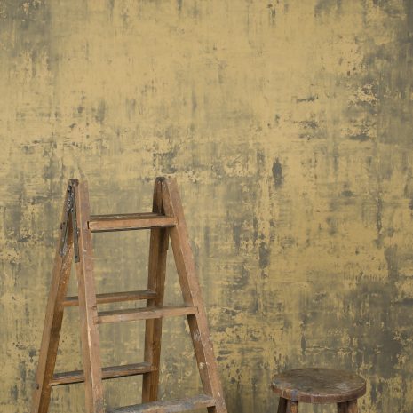 1185 Ochre Strong Text L+a