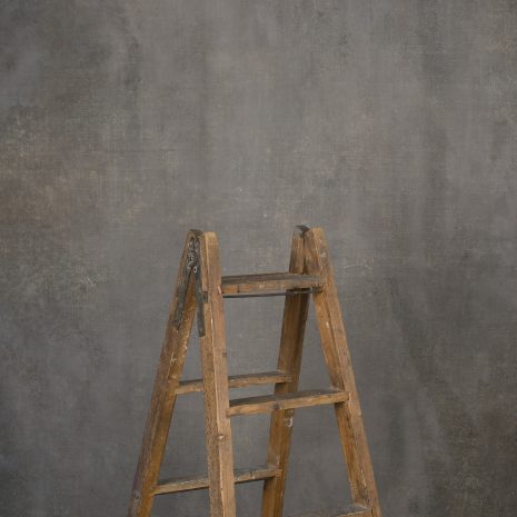 11660 Warm Grey Strong Text La