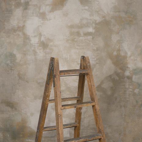 11705 Beige Distressed Text La