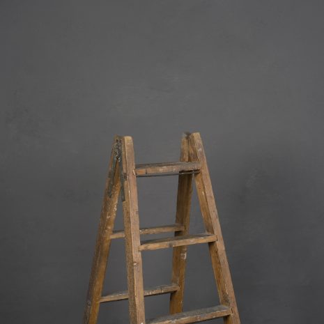 11866 Grey Low Text La