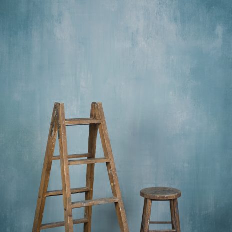 1287 Blue Distressed Text L+a