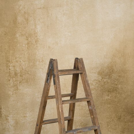 12107 Ochre Mid Text La