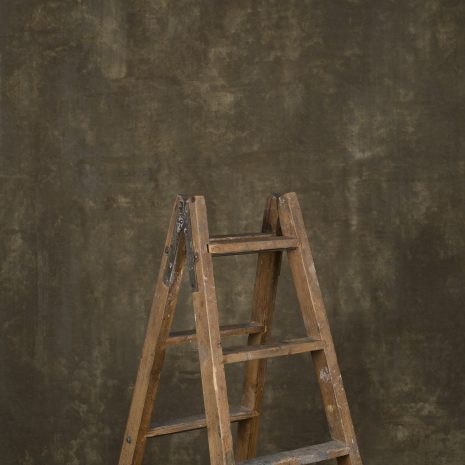12179 Brown Mid Text Ma