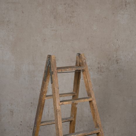 12209 Beige Mid Text Ma