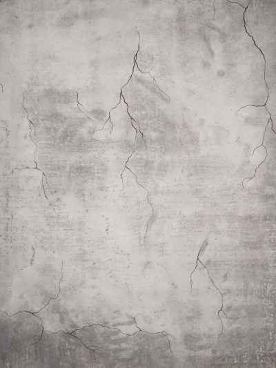 13111 Grey Strong Text L