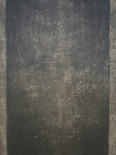 13978 Cold Grey Distressed Text XS