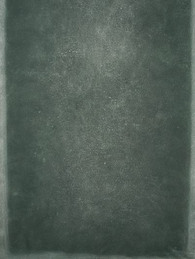 14417 Green Distressed Text XS
