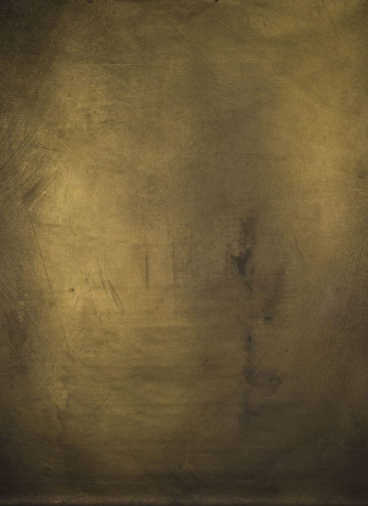 14652 Gold Backdrop Mid Text M