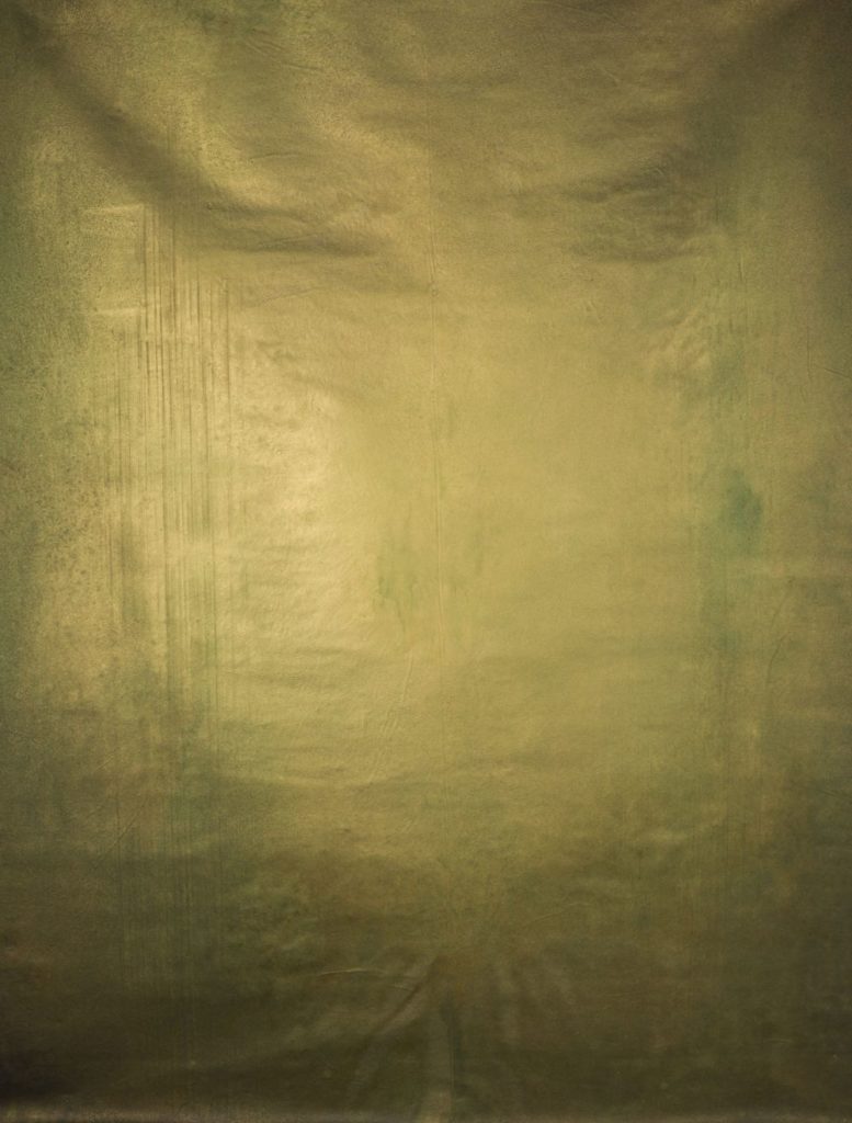 14667 Gold Green Backdrop Mid Text M