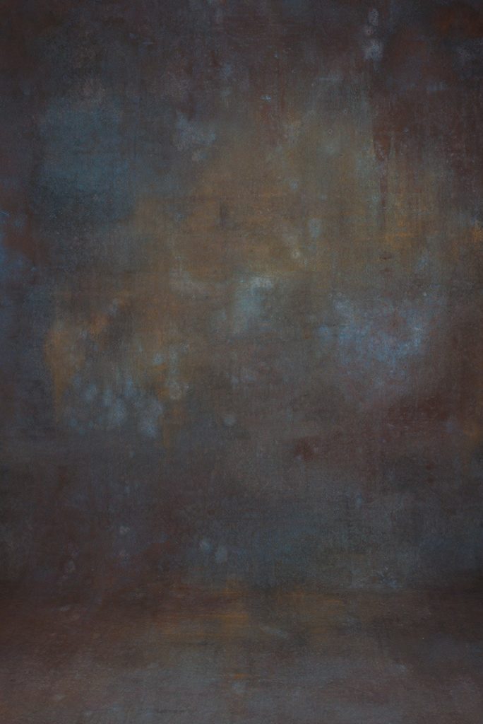 5 Best Violet Backdrops for Stunning Studio Portraits 6 Blue And Violet Backdrop