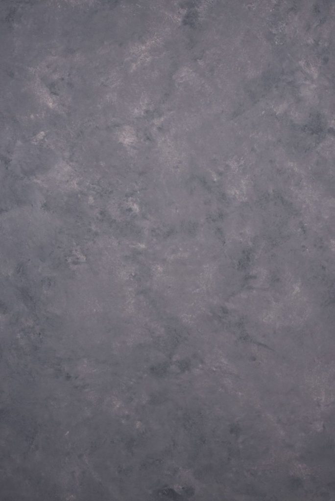 5 Best Violet Backdrops for Stunning Studio Portraits 5 Grey and Violet Backdrop