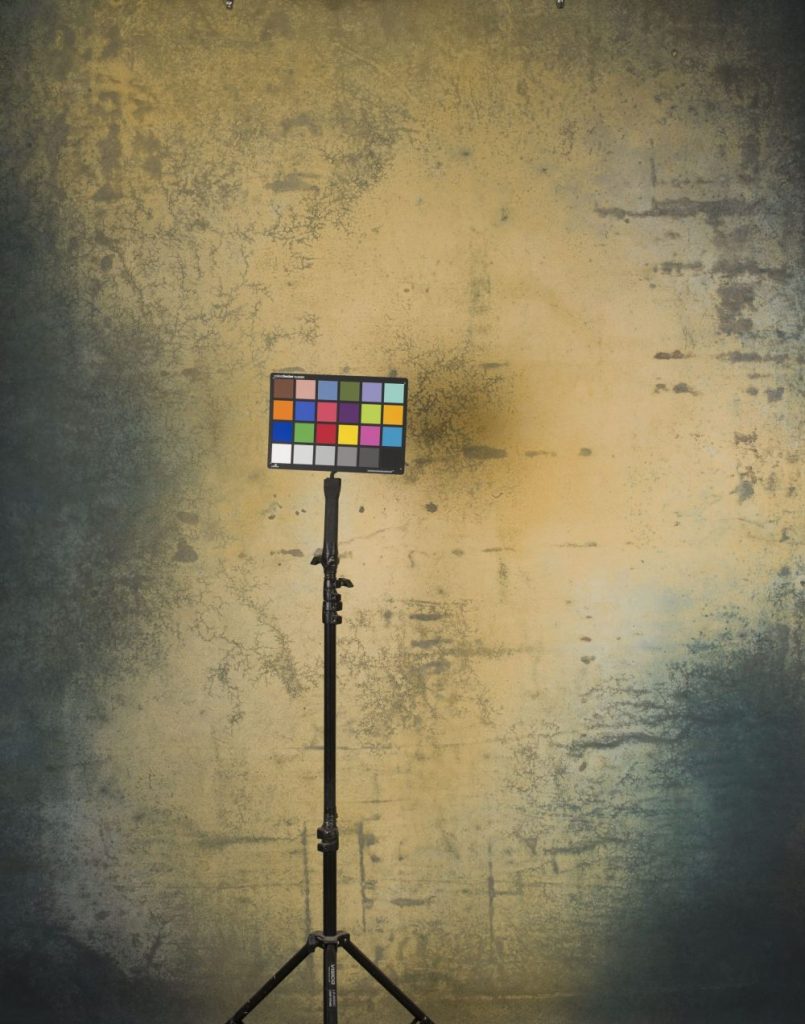 Best 7 Turquoise Backdrops for E-Commerce and Fashion Photography 8 Ochre and Turquoise Backdrop